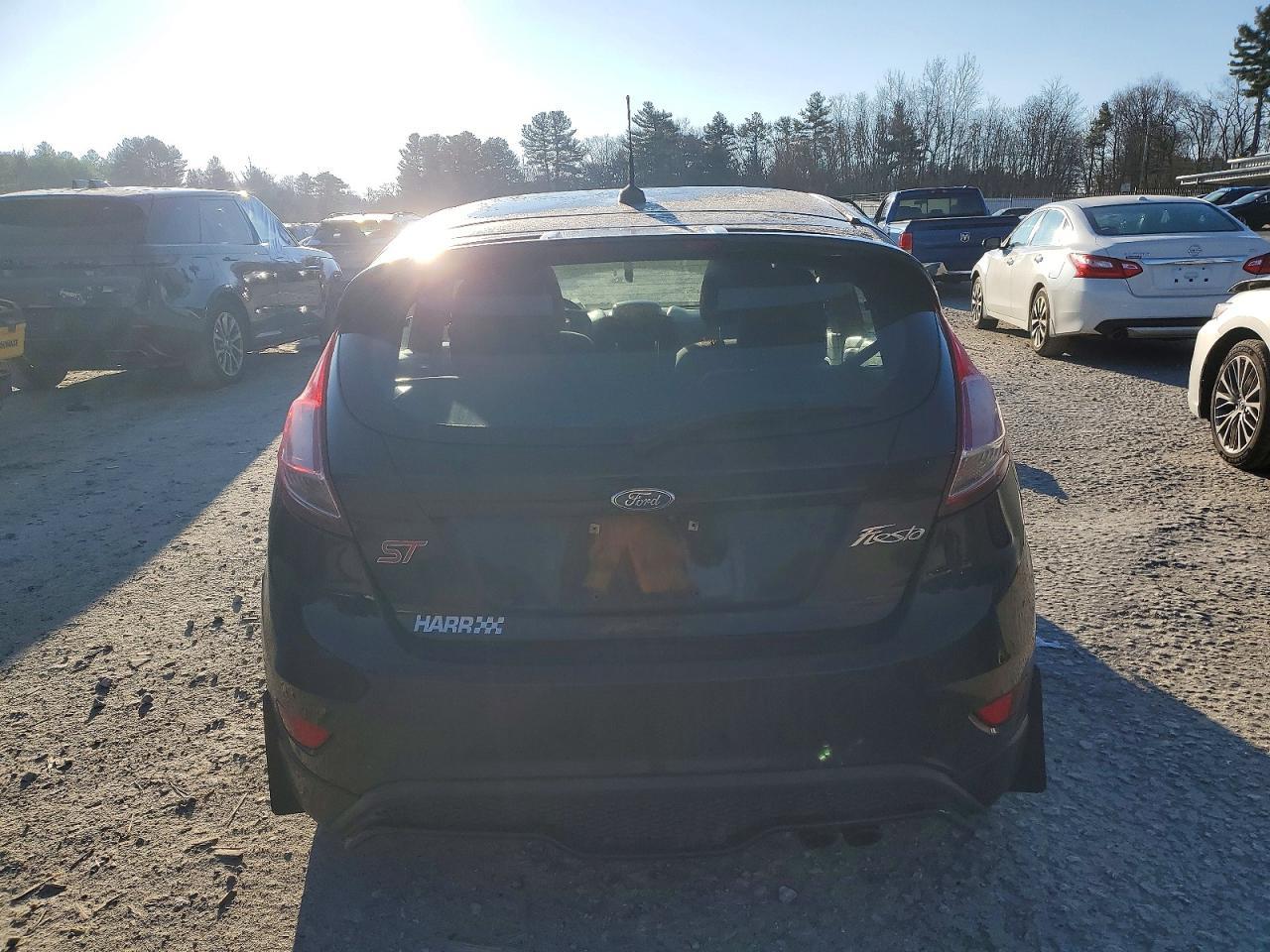 2014 Ford Fiesta - Фото 6