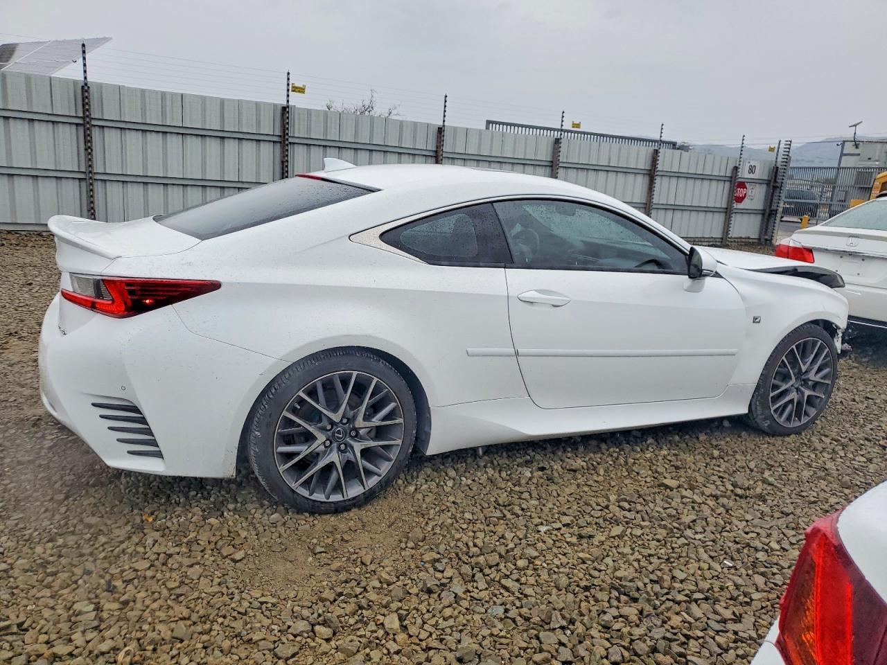 2015 Lexus Rc 350 - Image 3