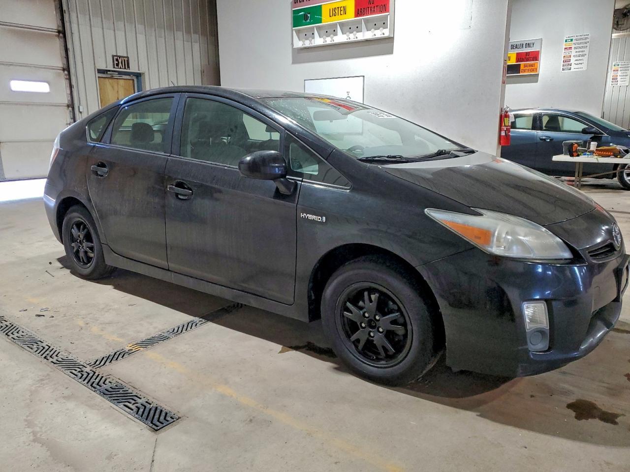 2010 Toyota Prius - Фото 4