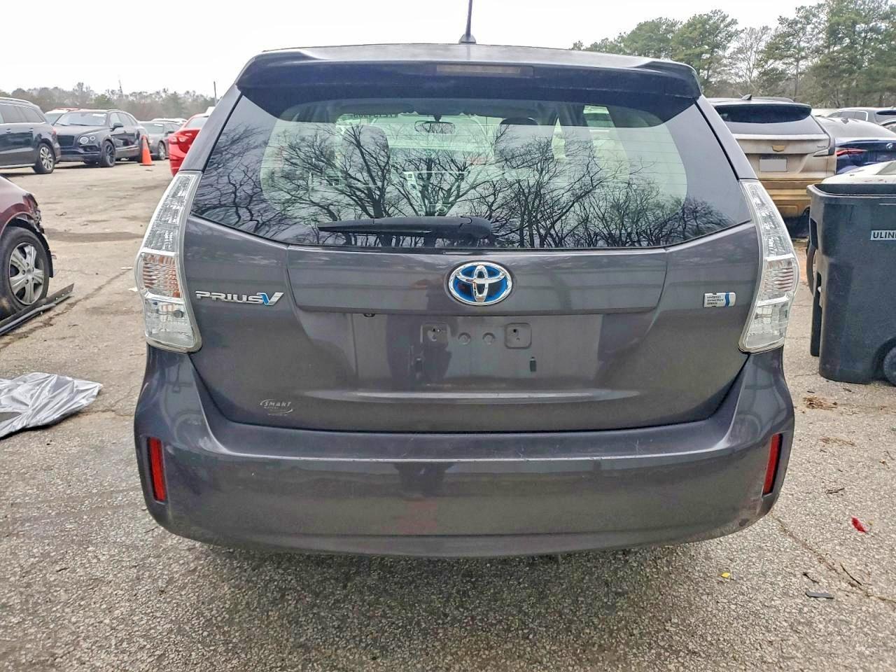 2014 Toyota Prius V - Фото 6