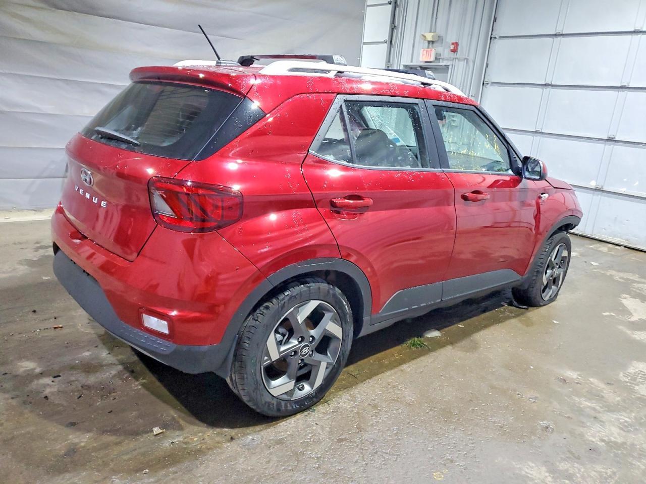 2025 Hyundai Venue Sel - Фото 3