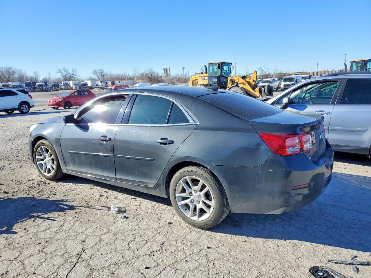 2015 Chevrolet Malibu 1Lt - Фото 2