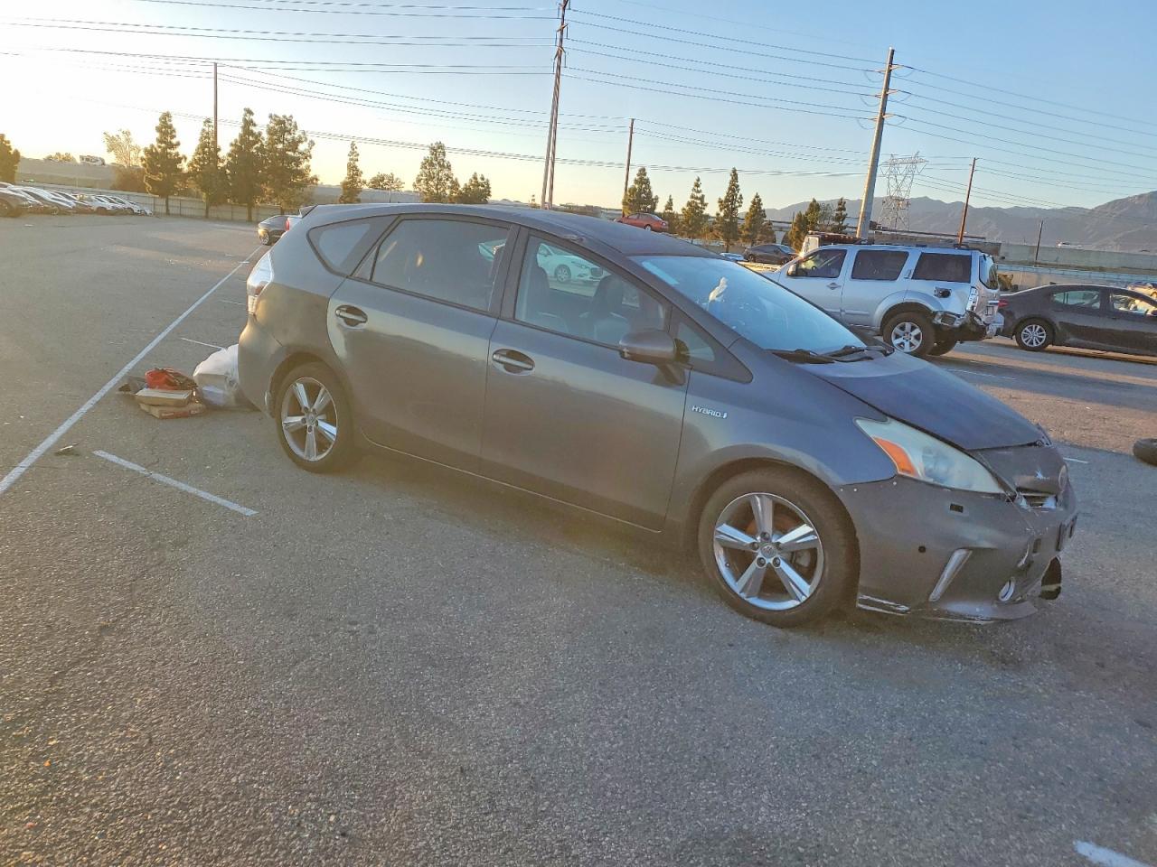2012 Toyota Prius V - Image 4