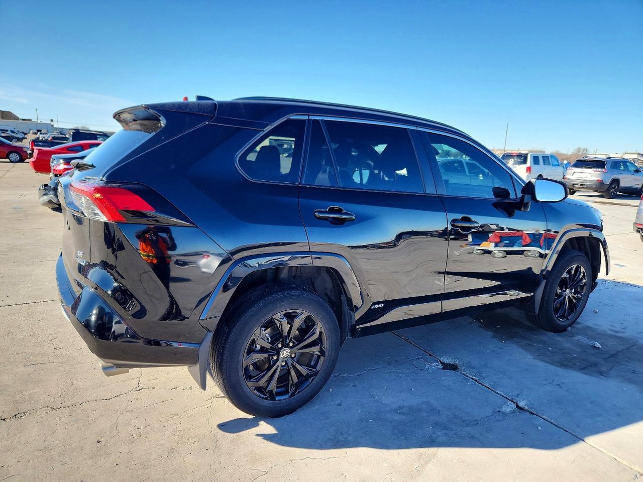 2022 Toyota Rav4 Se - Фото 3