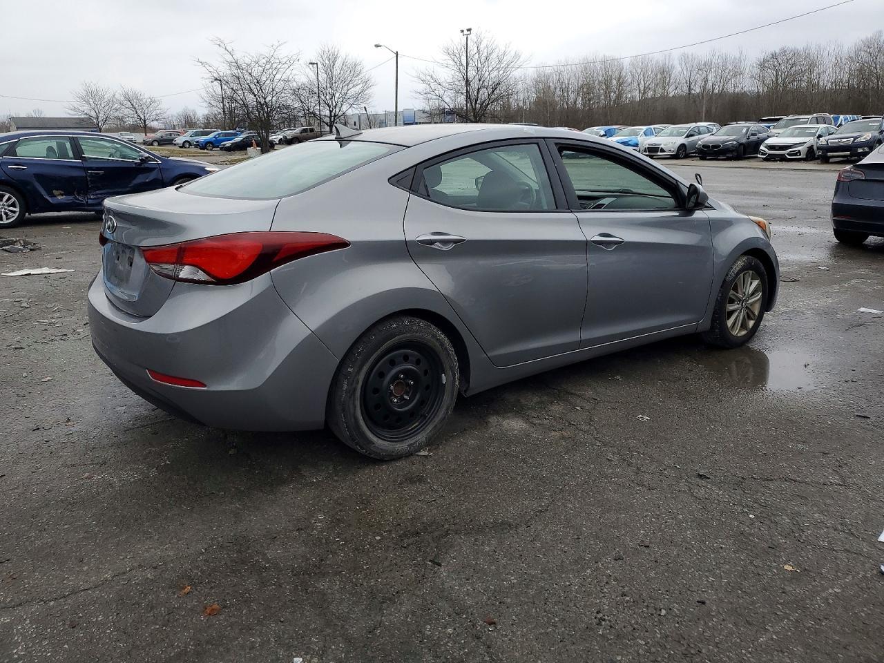 2014 Hyundai Elantra Se - Фото 3