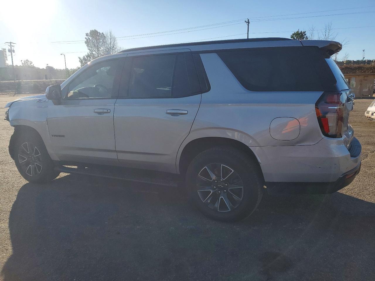 2021 Chevrolet Tahoe K1500 Z71 - Фото 2