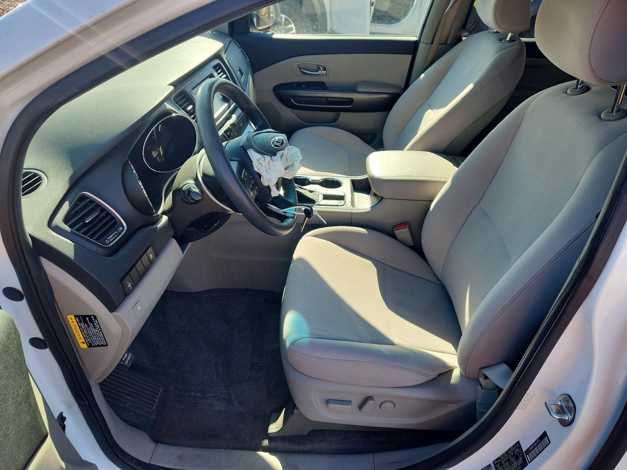 2021 Kia Sedona Lx - Image 7