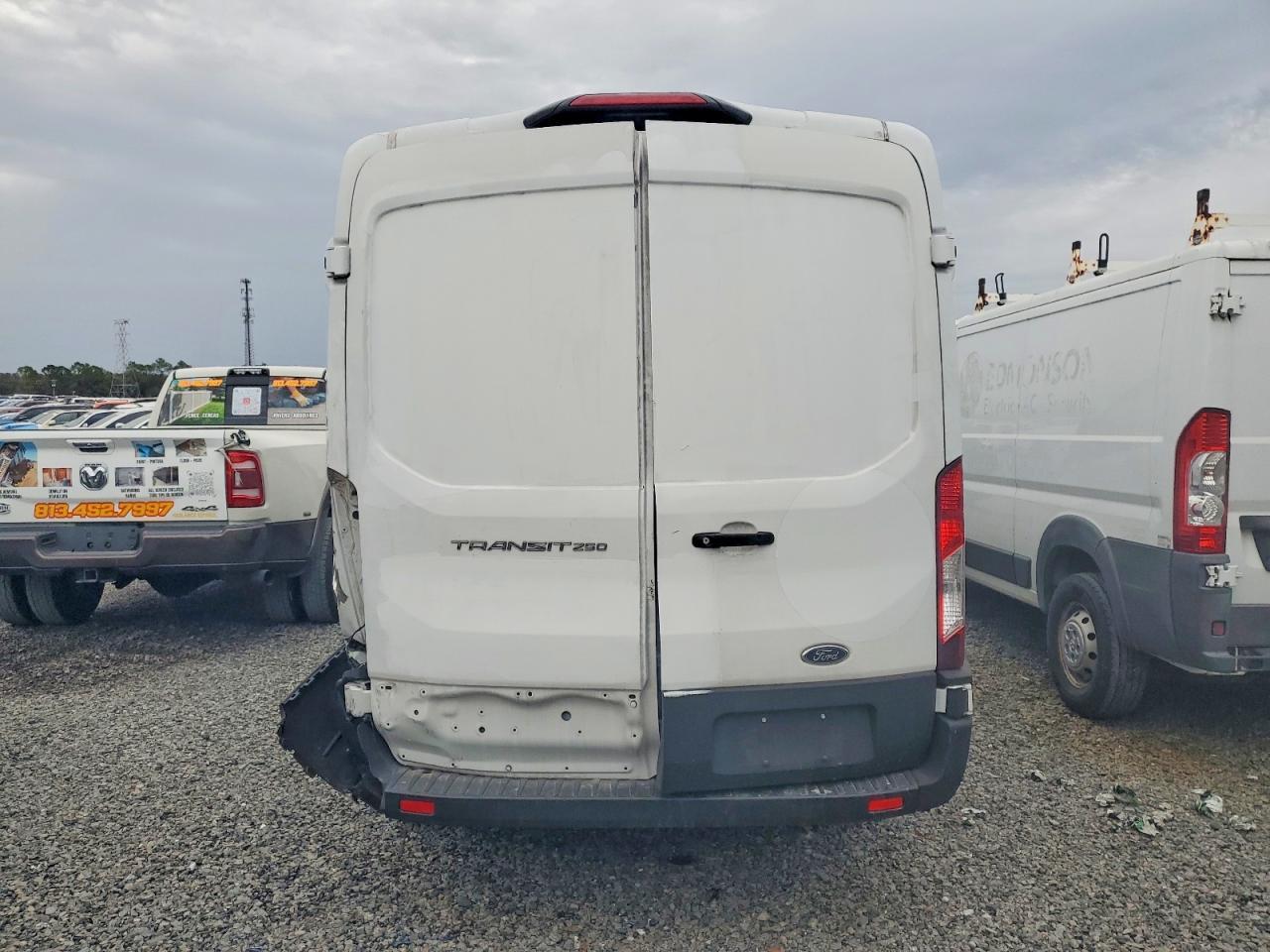 2023 Ford Transit T- - Delivery Van - Фото 6