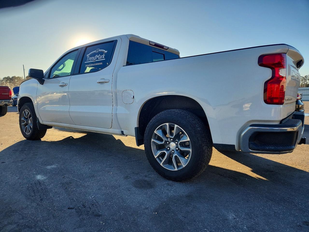 2024 Chevrolet Silvrdo Lt - Фото 2