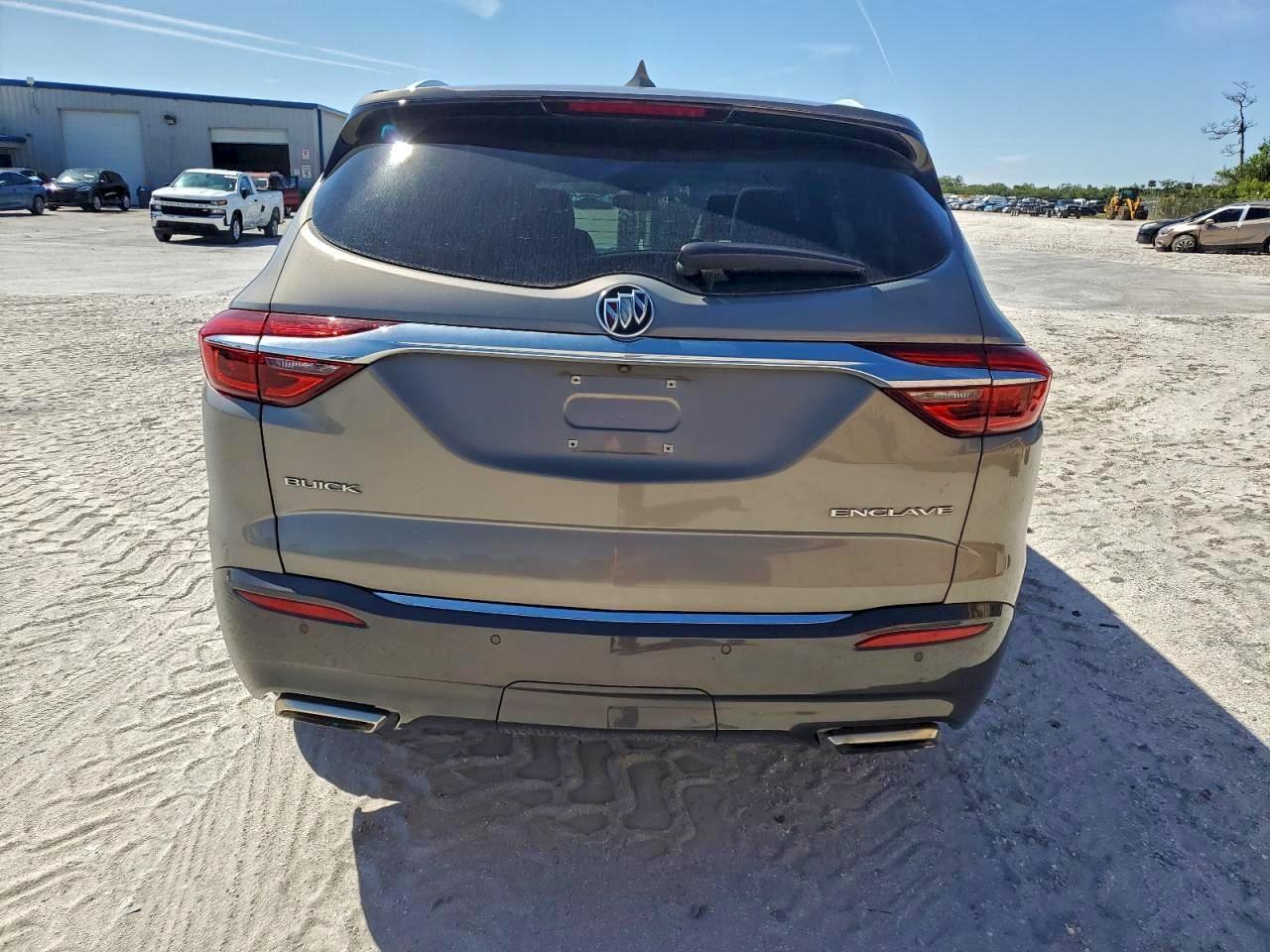 2018 Buick Enclave Essence - Фото 6