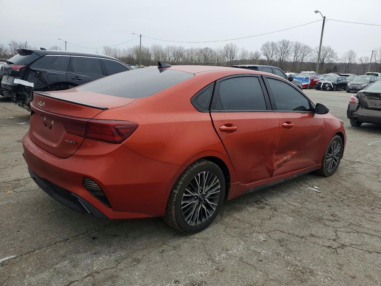 2023 Kia Forte Gt Line - Фото 3