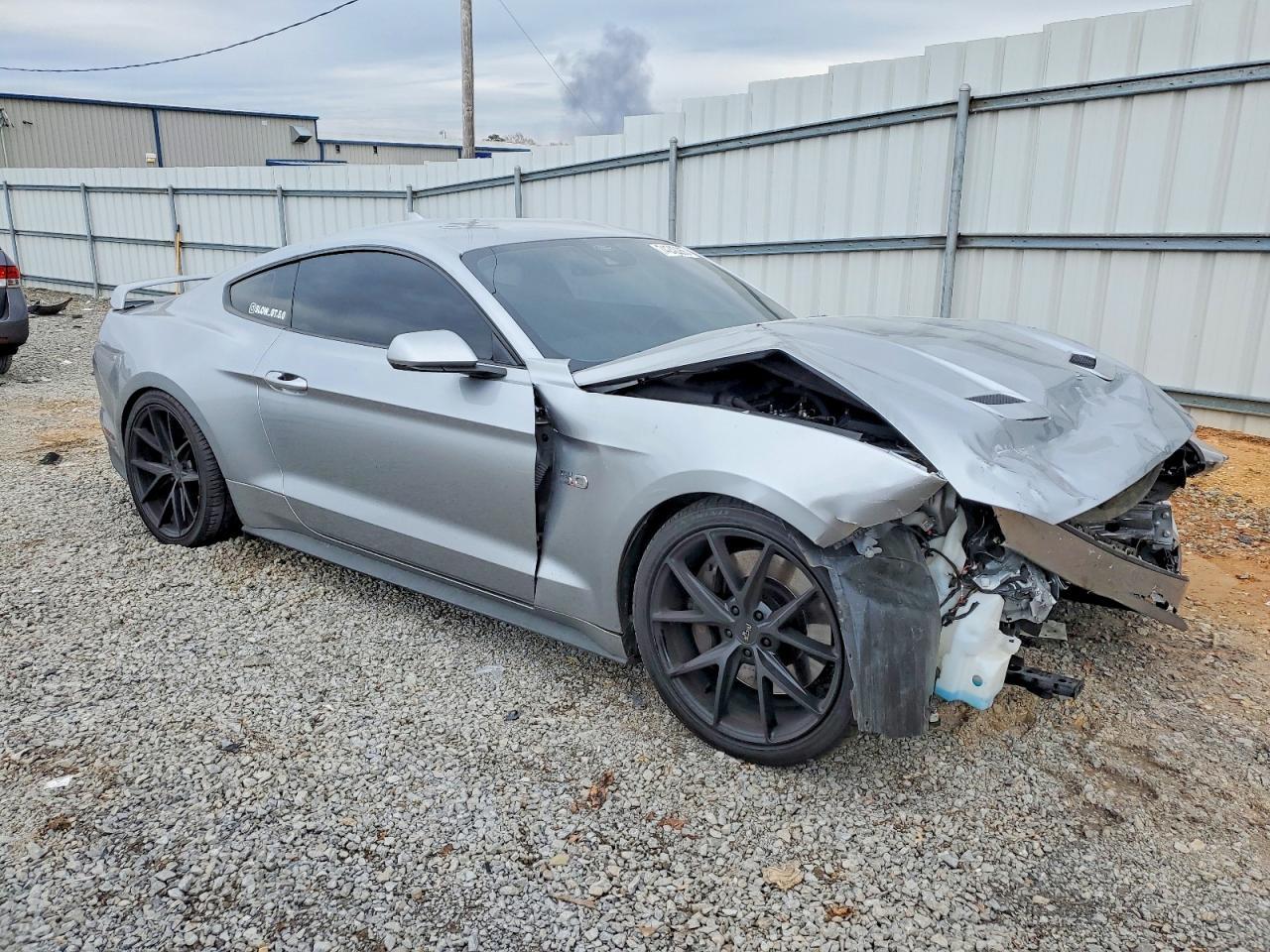2021 Ford Mustang Gt - Фото 4