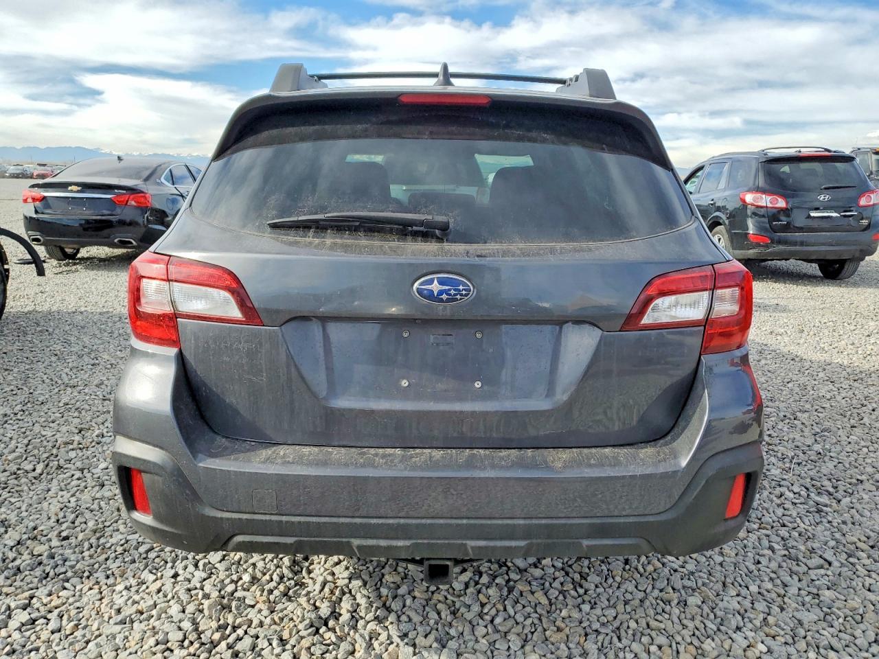 2019 Subaru Outback 2.5I Premium - Image 6