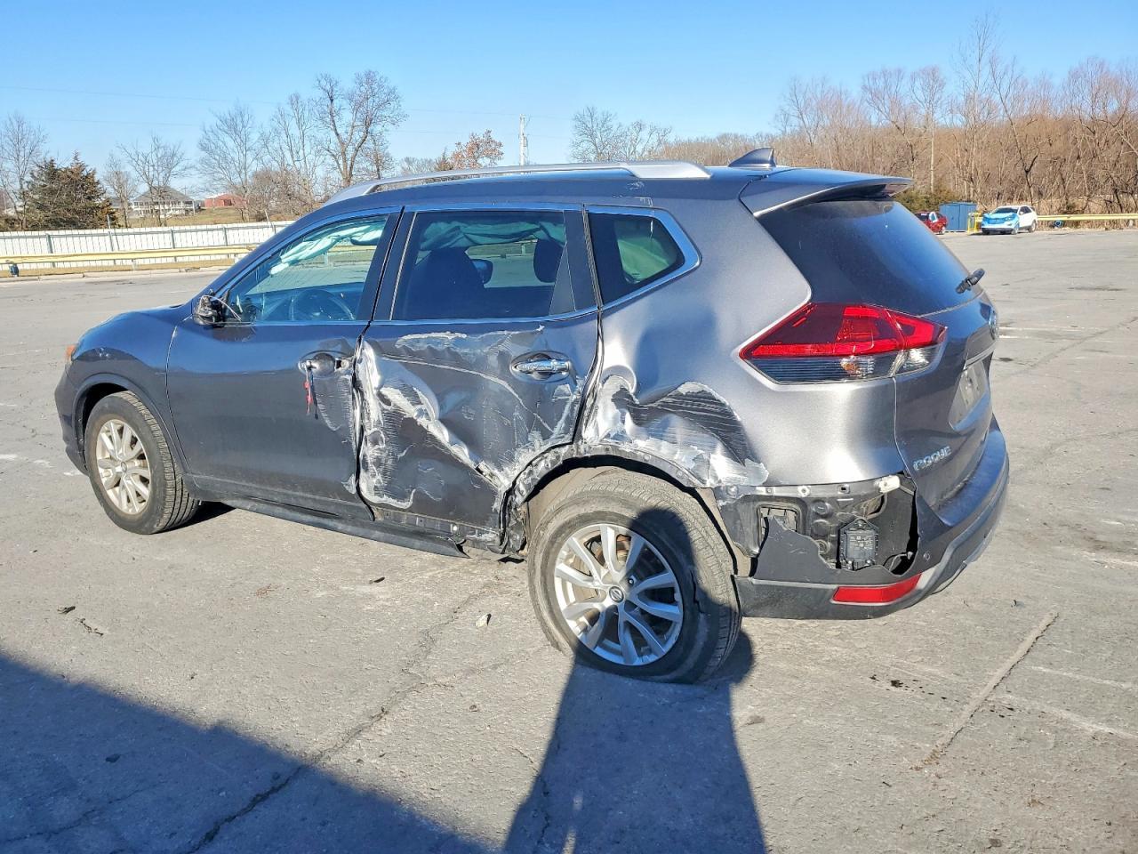 2020 Niss Rogue Sv - Фото 2