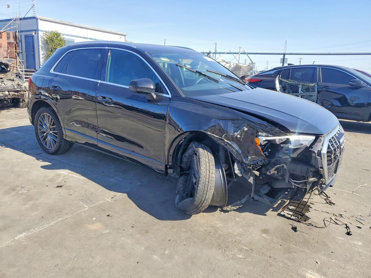 2022 Audi Q3 Premium 40 - Фото 4