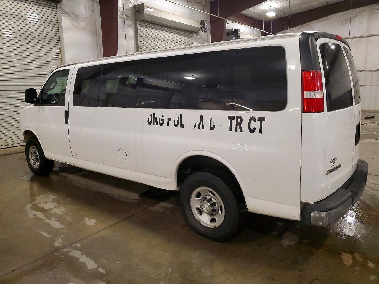 2017 Chevrolet Express G3500 Lt - Image 2