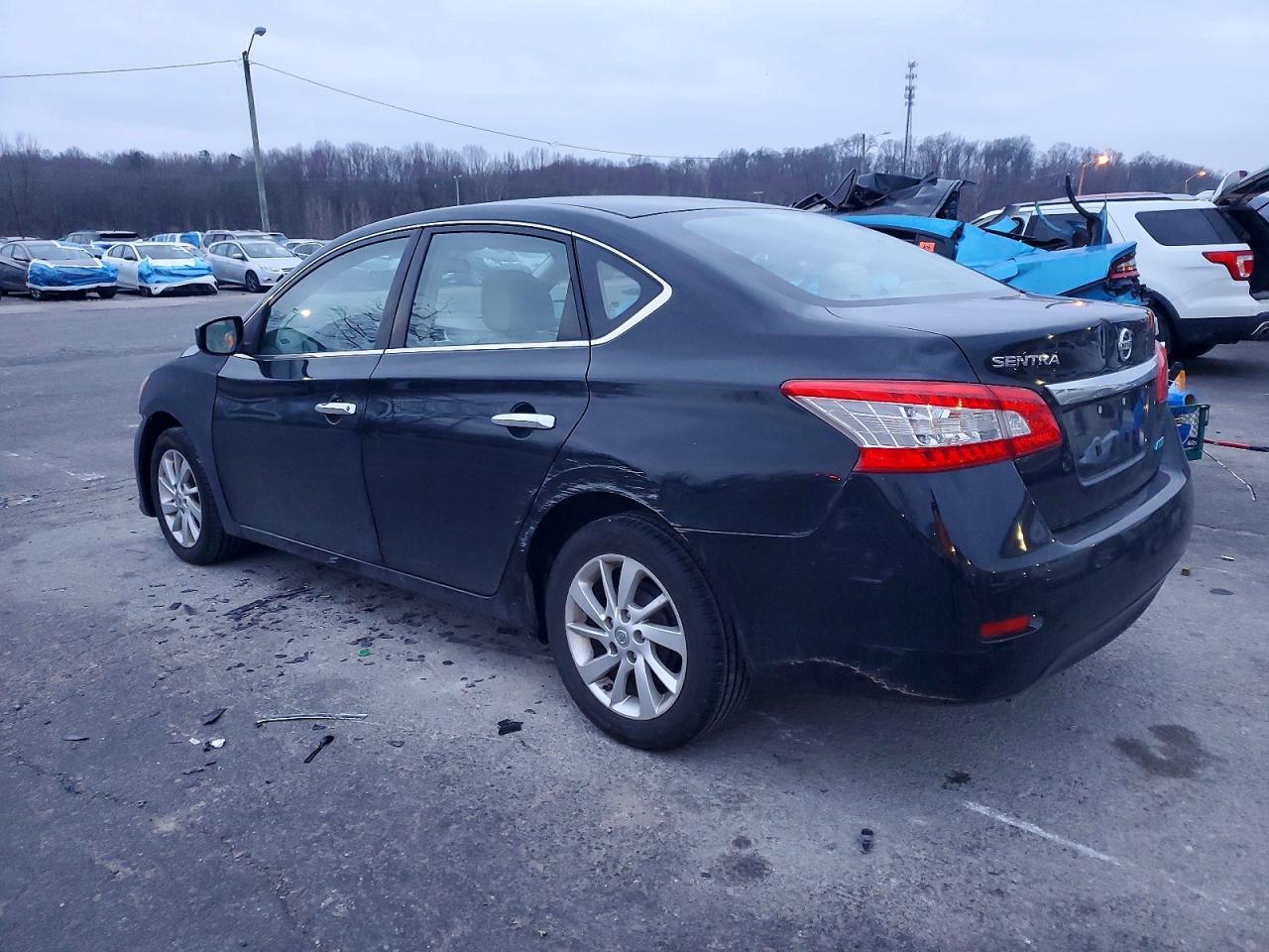 2013 Nissan Sentra S - Фото 2