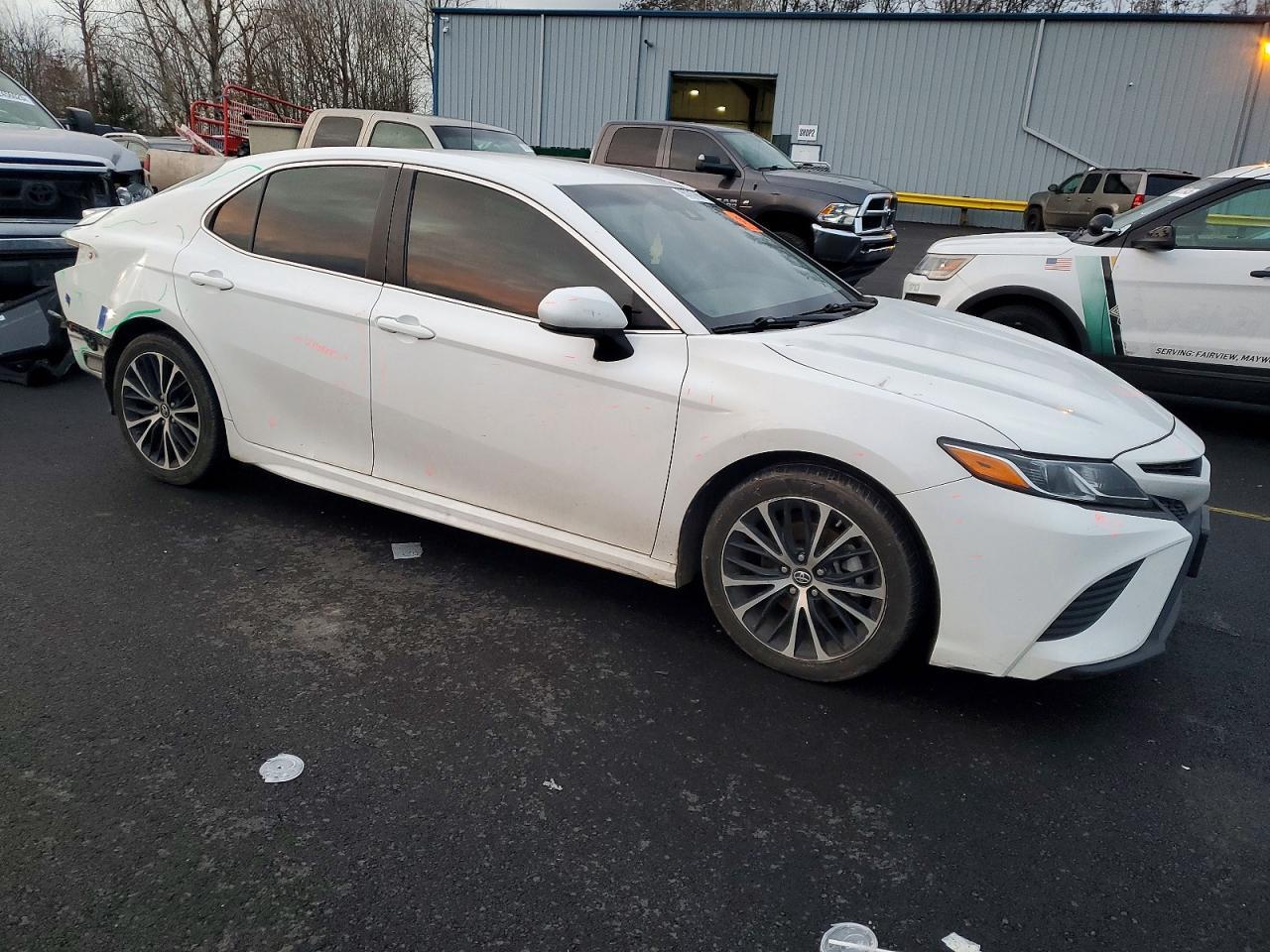 2018 Toyota Camry - Фото 4