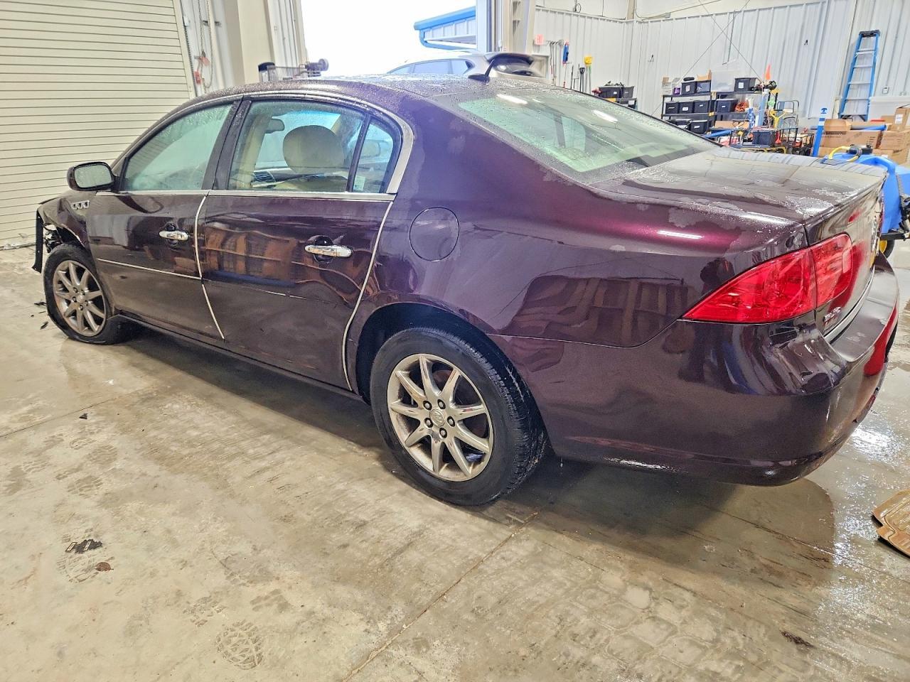 2008 Buick Lucerne Cxl - Image 2