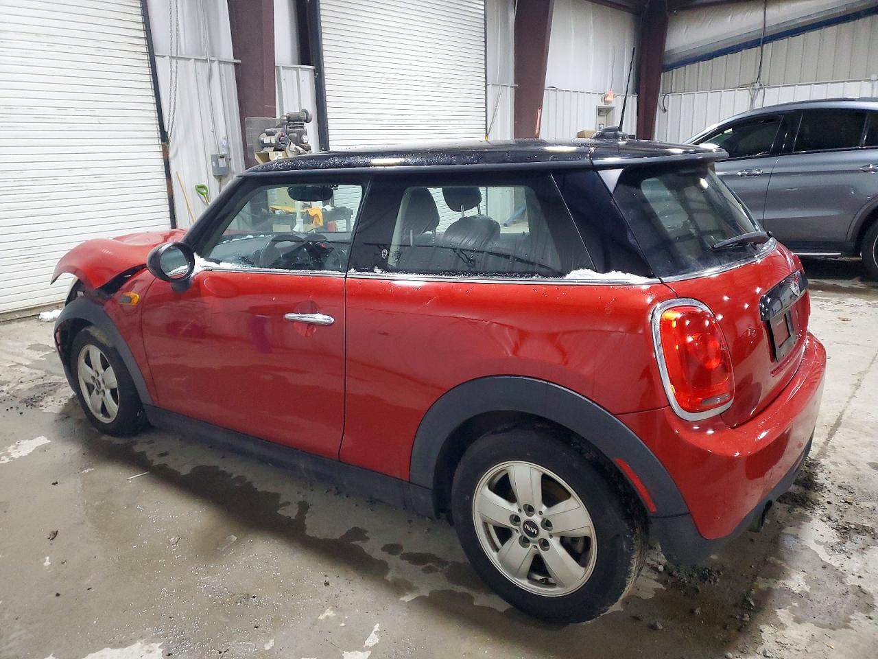 2017 Mini Cooper - Фото 2