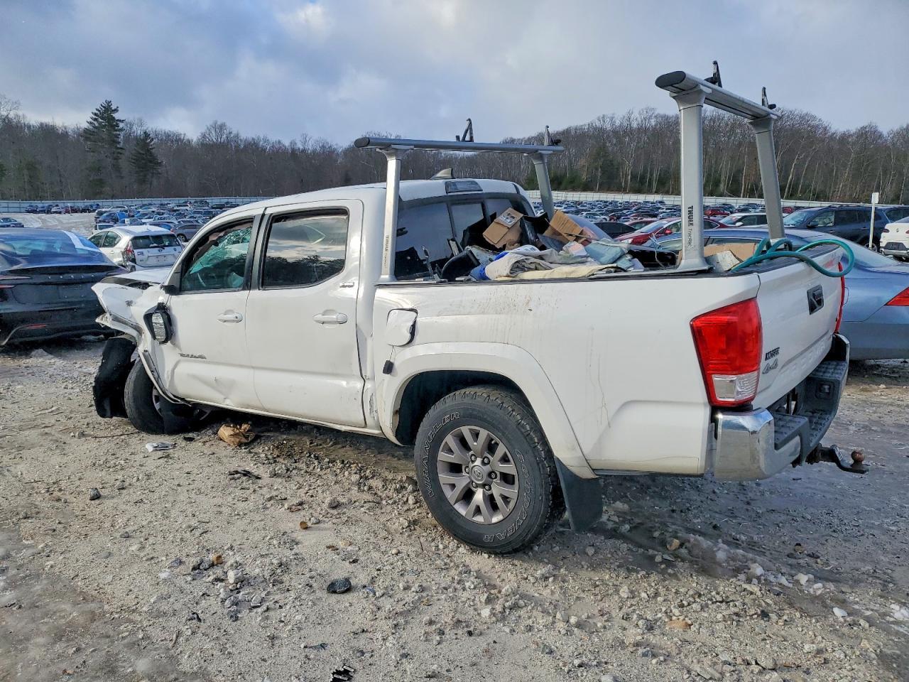 2016 Toyota Tacoma Double Cab - Фото 2