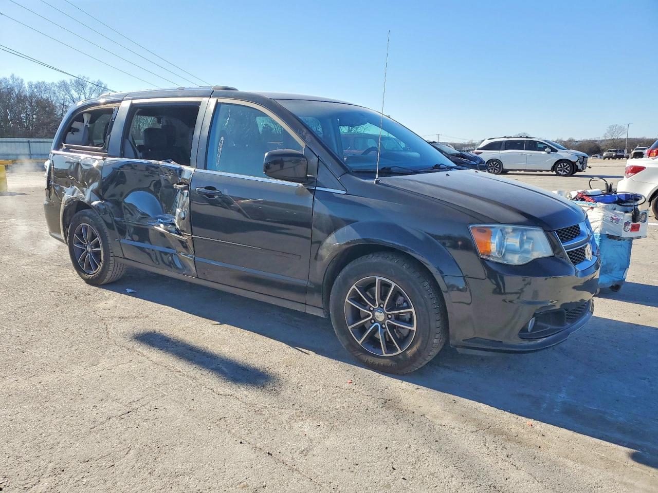 2017 Dodge Grand Caravan Sxt - Фото 4