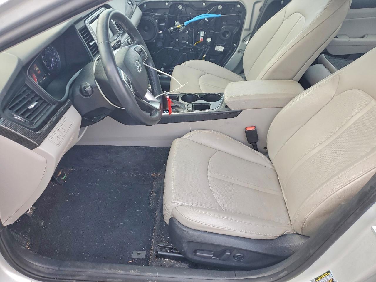 2018 Hyundai Sonata - Image 7