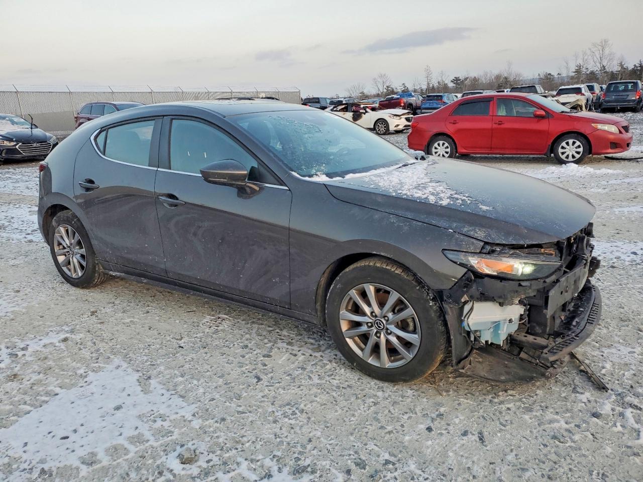2019 Mazda 3 Preferred Plus - Image 4