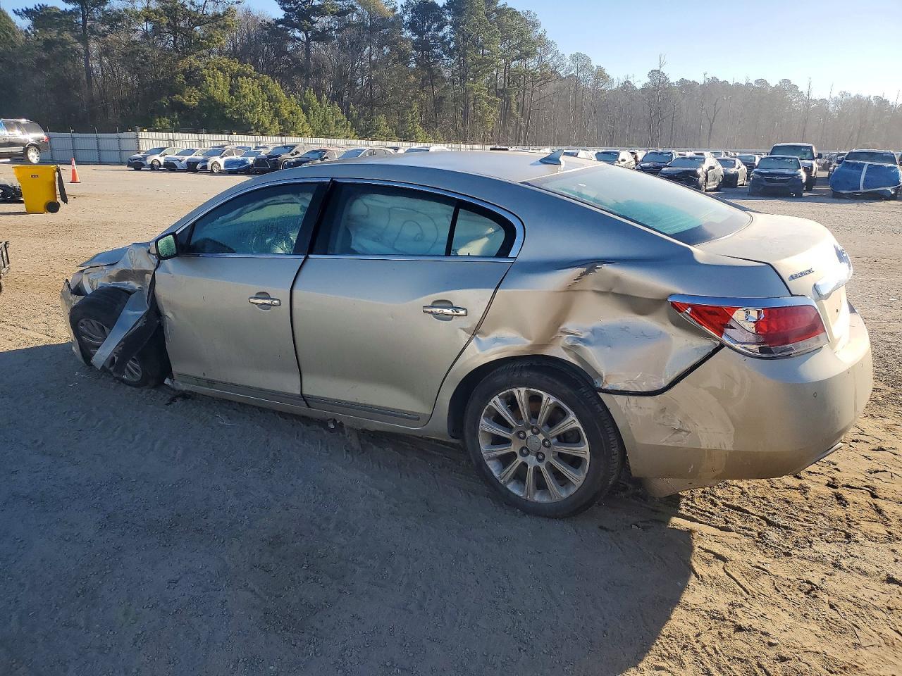2013 Buick Lacrosse - Фото 2
