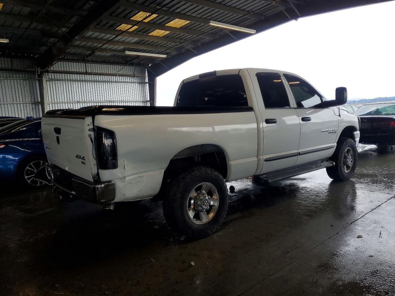 2006 Dodge Ram 2500 St - Фото 3