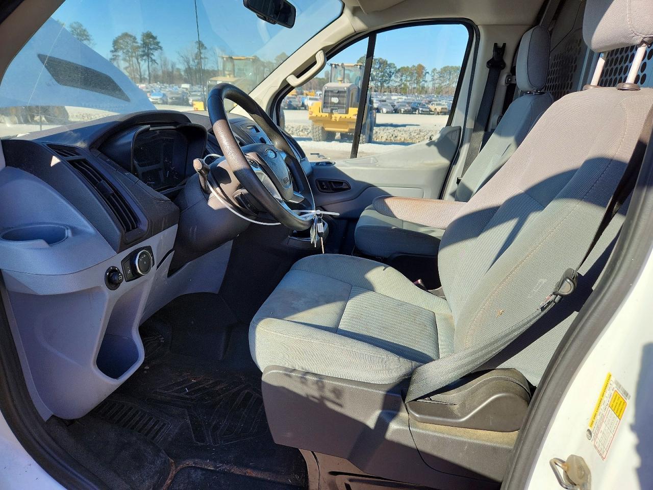 2015 Ford Transit T- - Фото 7