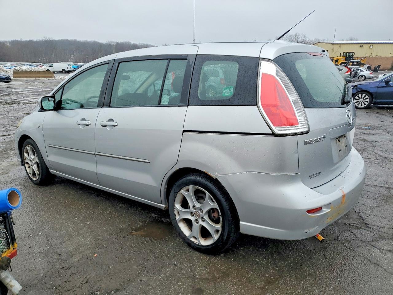 2009 Mazda 5 - Фото 2