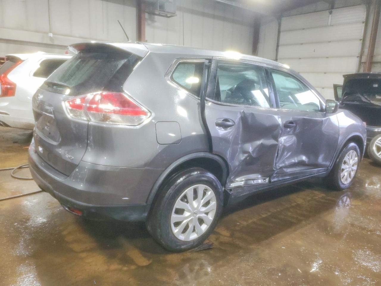 2016 Nissan Rogue S - Image 3