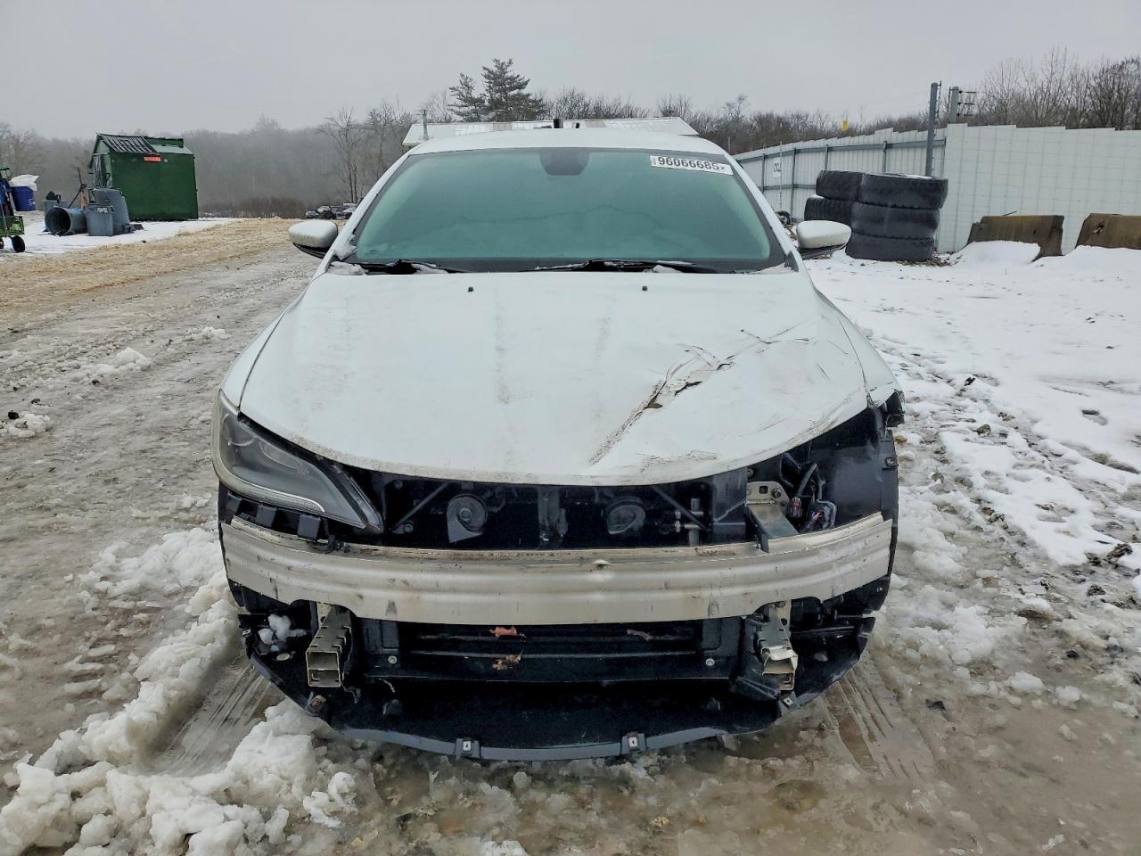 2015 Chrysler 200 Limited - Фото 5