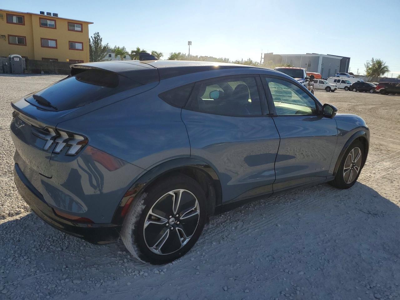 2023 Ford Mustang Mach-E Premium - Image 3