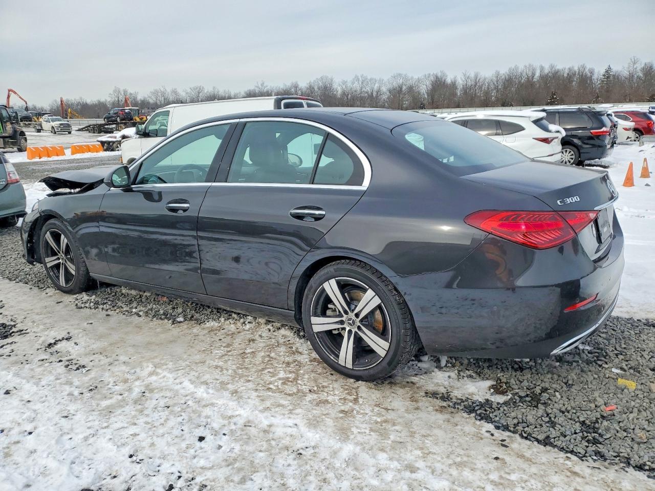 2024 Mercedes-Benz C 300 4Matic - Фото 2