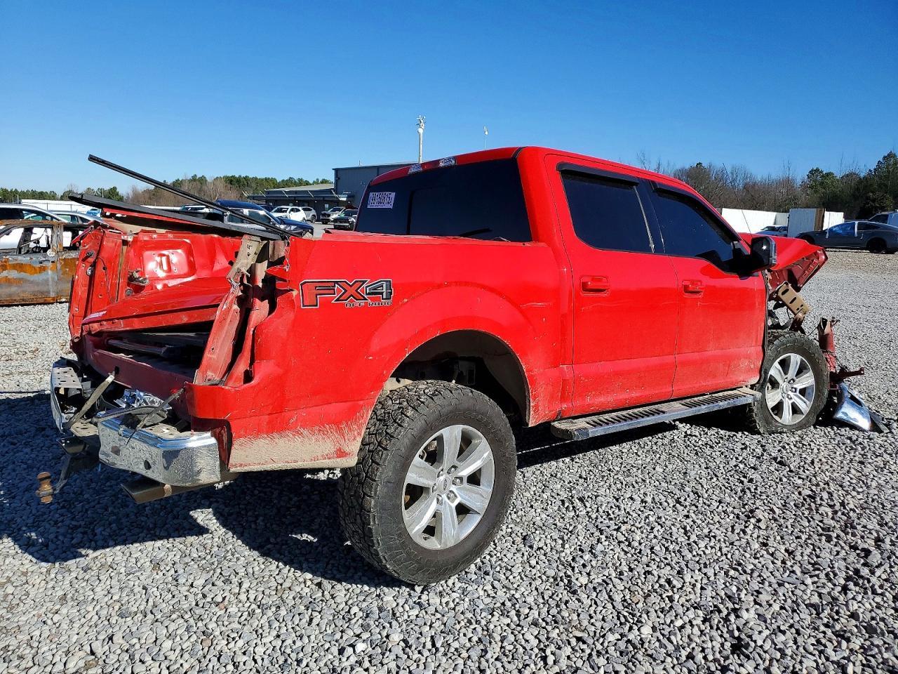 2016 Ford F150 Super - Фото 3