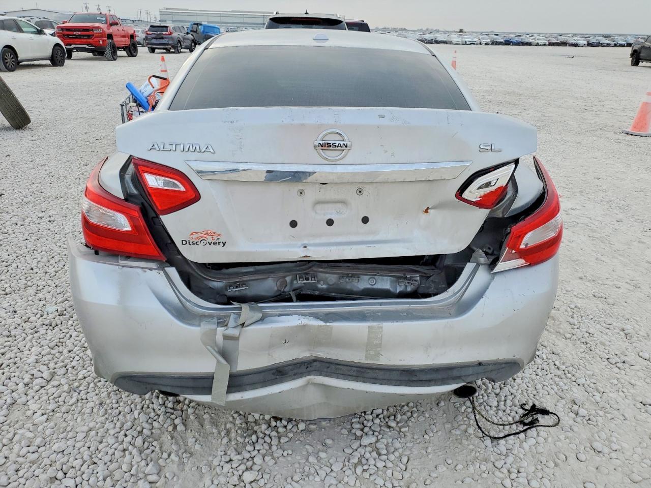 2017 Nissan Altima 2.5 - Image 6