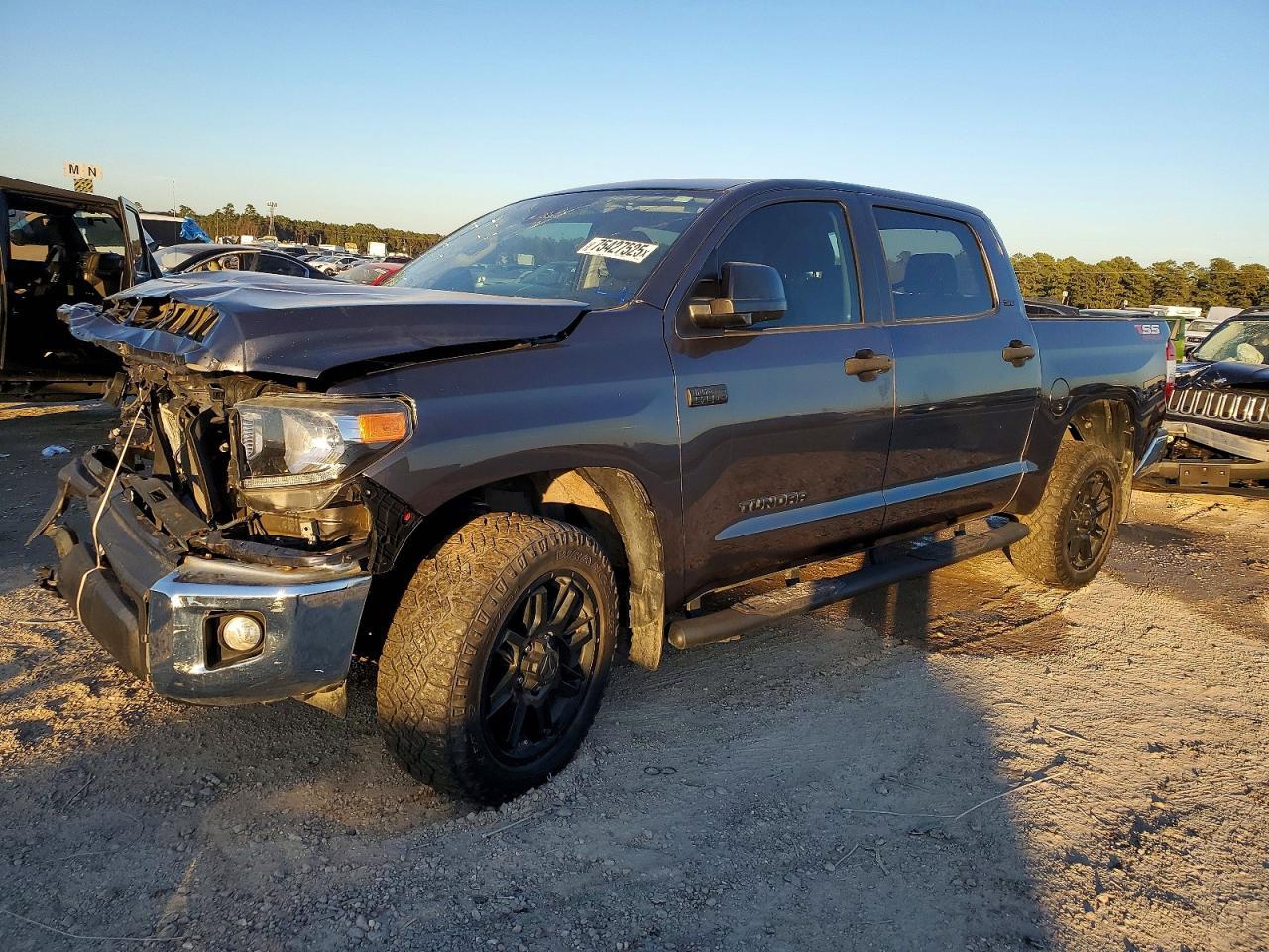2021 Toyota Tundra Crewmax Sr5