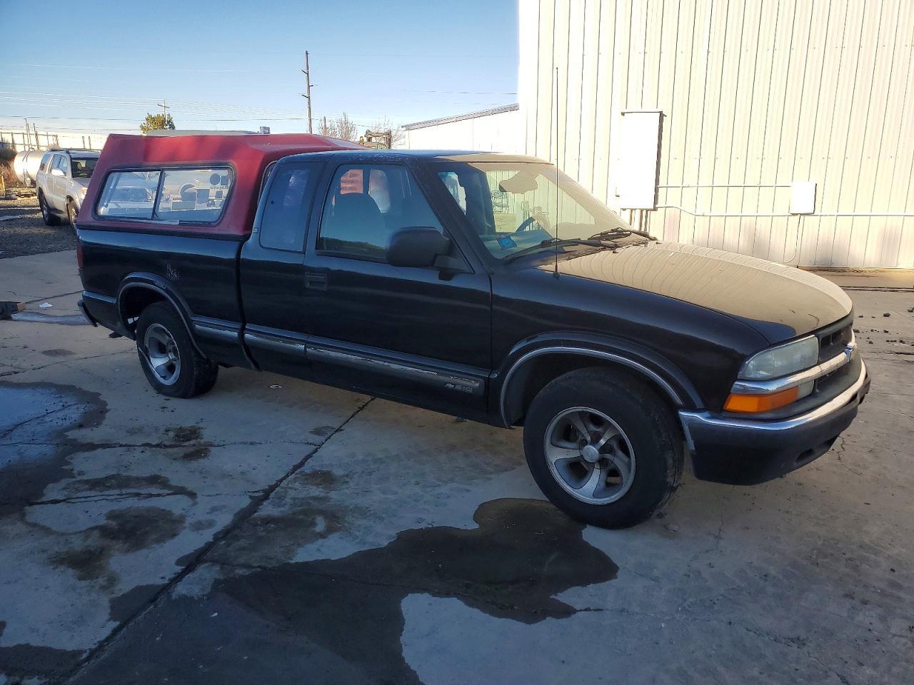 2001 Chevrolet S Truck S10 - Image 4