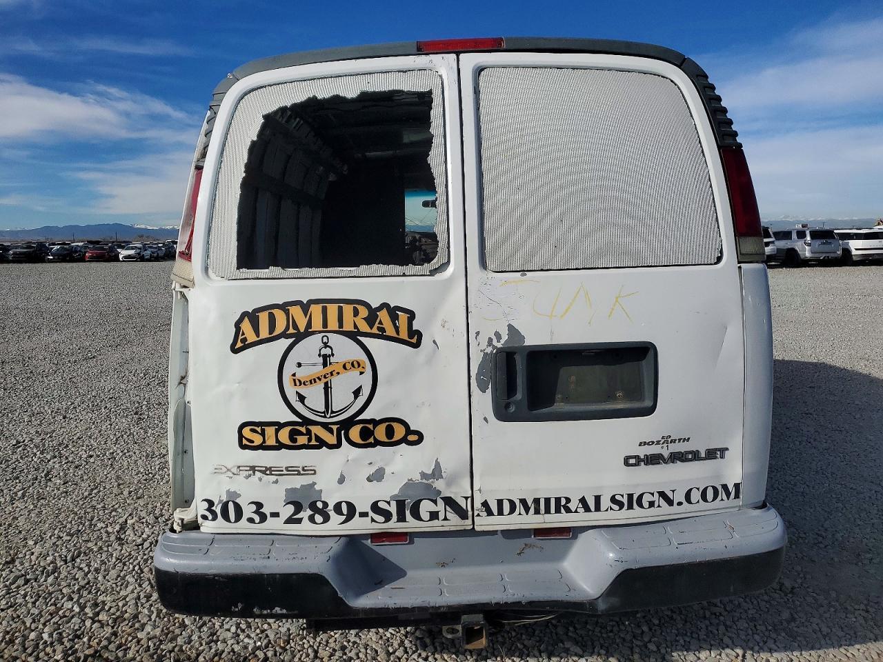 2001 Chevrolet Express 2500 Delivery Van - Фото 6