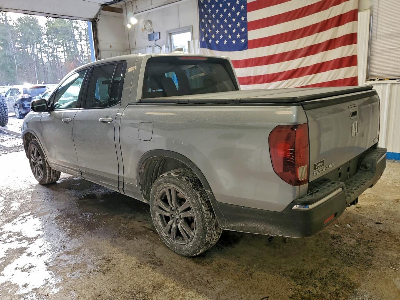 2019 Honda Ridgeline Sport - Фото 2