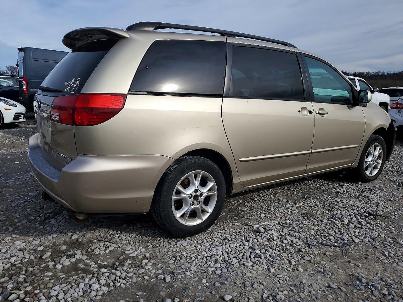 2005 Toyota Sienna Xle - Фото 3