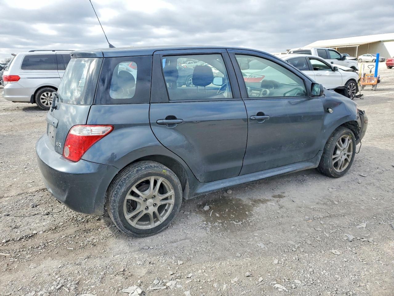 2006 Toyota Scion Xa - Фото 3