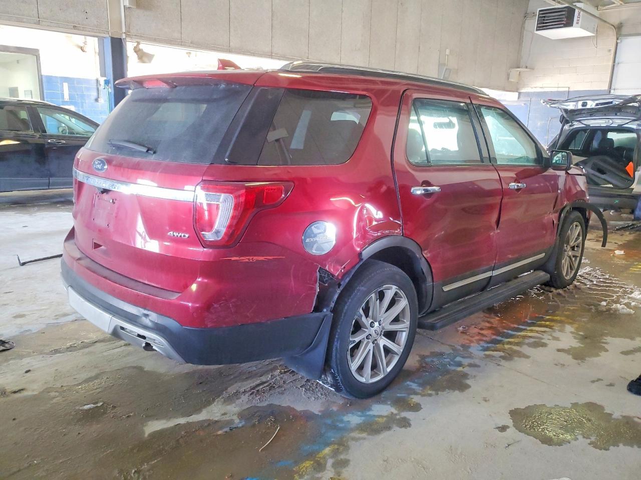 2017 Ford Explorer Limited - Image 3