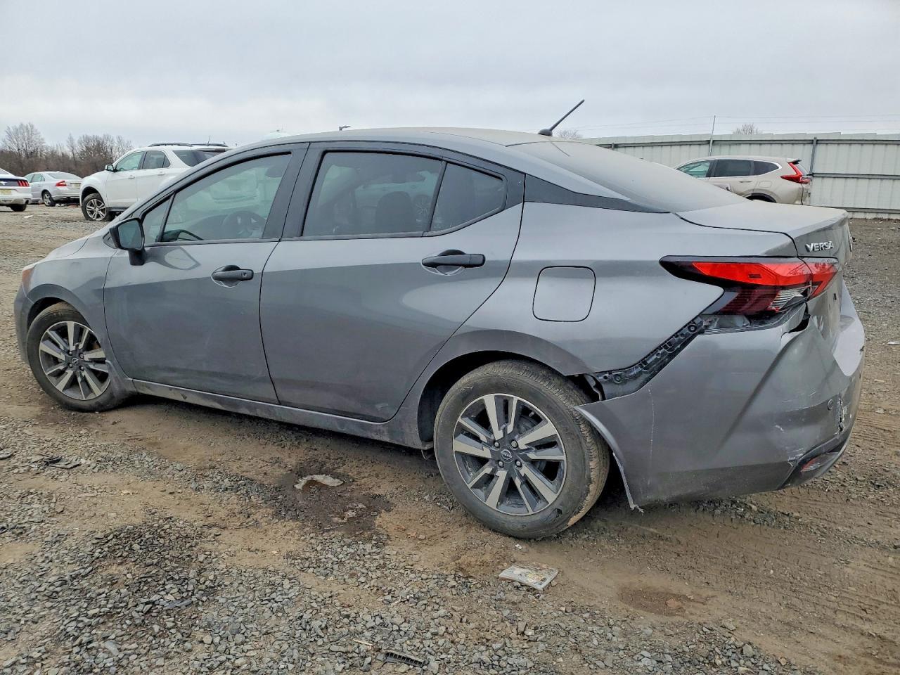 2024 Nissan Versa S - Фото 2