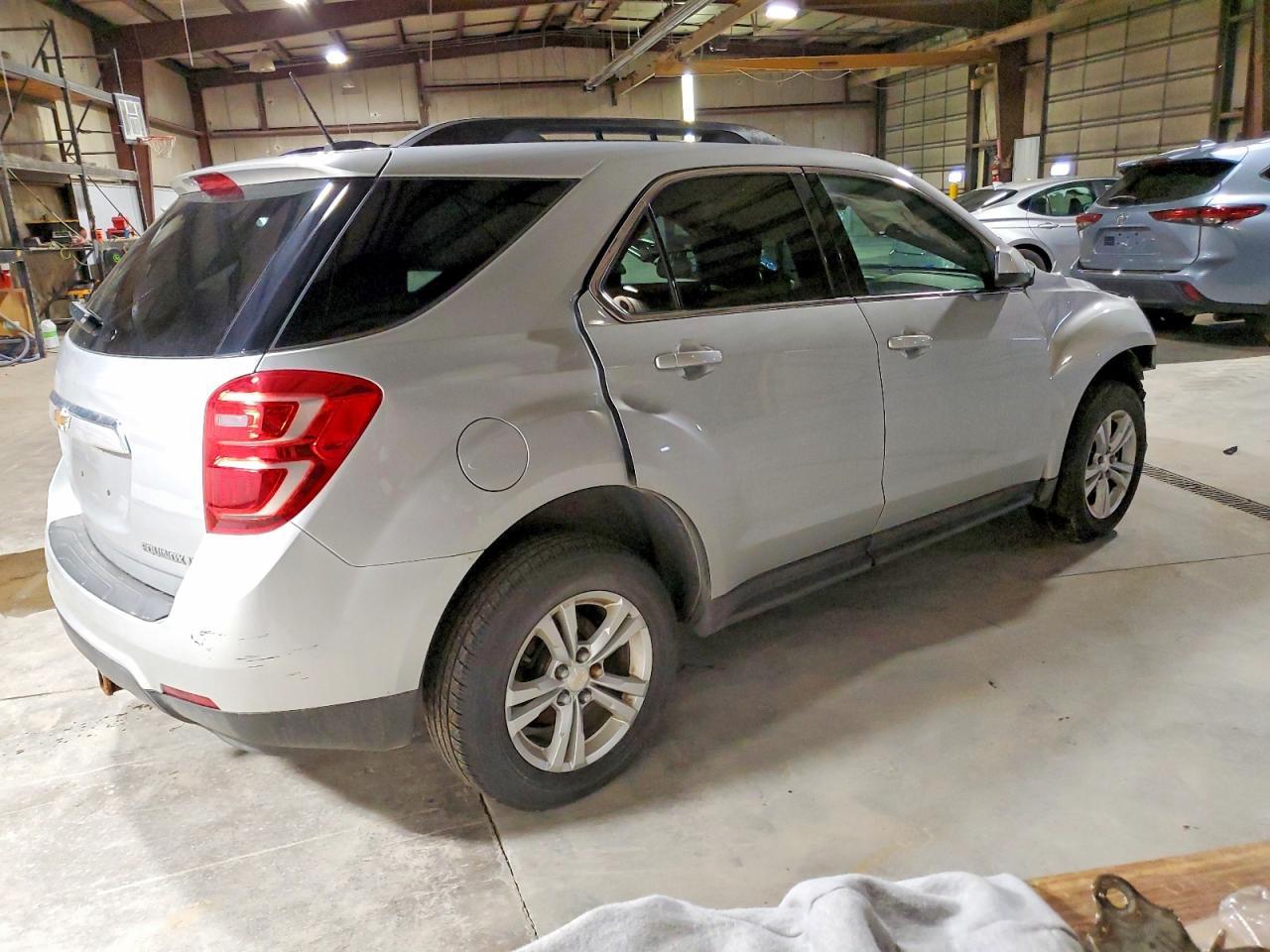 2016 Chevrolet Equinox Lt - Image 3