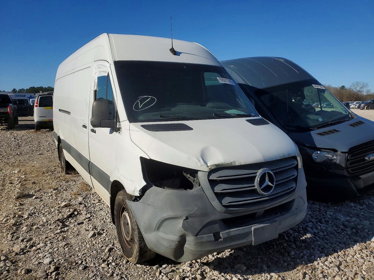2021 Mercedes-Benz Sprinter 2500 Cargo 2.0L High Roof - Фото 4