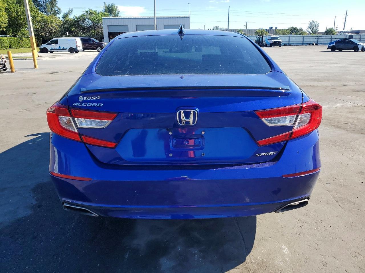 2022 Honda Accord Sport - Фото 6