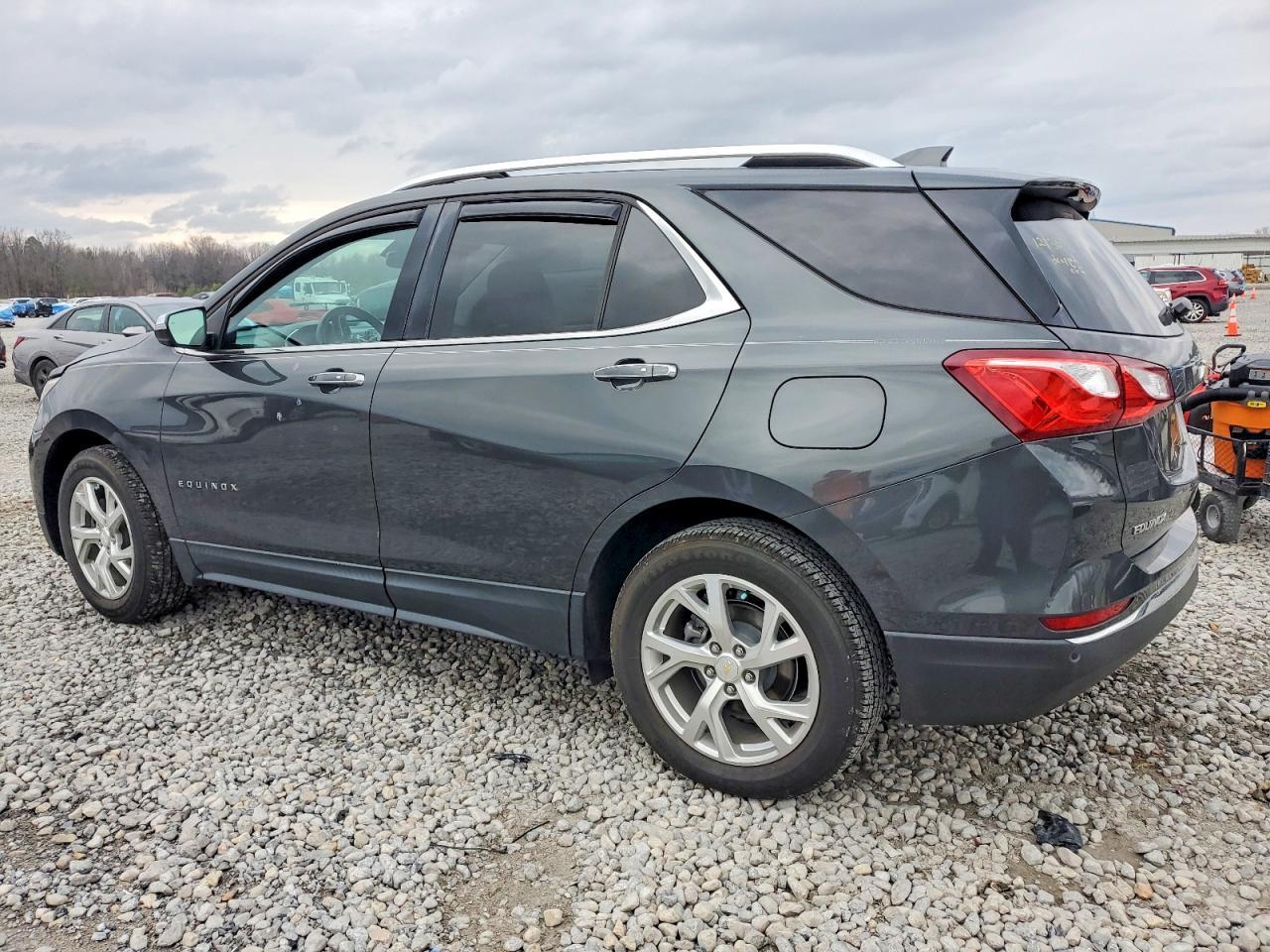 2018 Chevrolet Equinox Premier - Фото 2